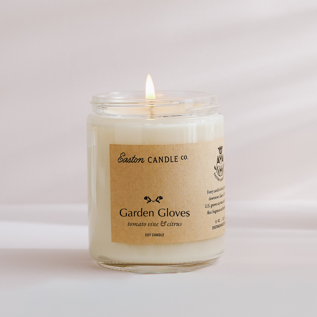 Garden Gloves 8oz Candle